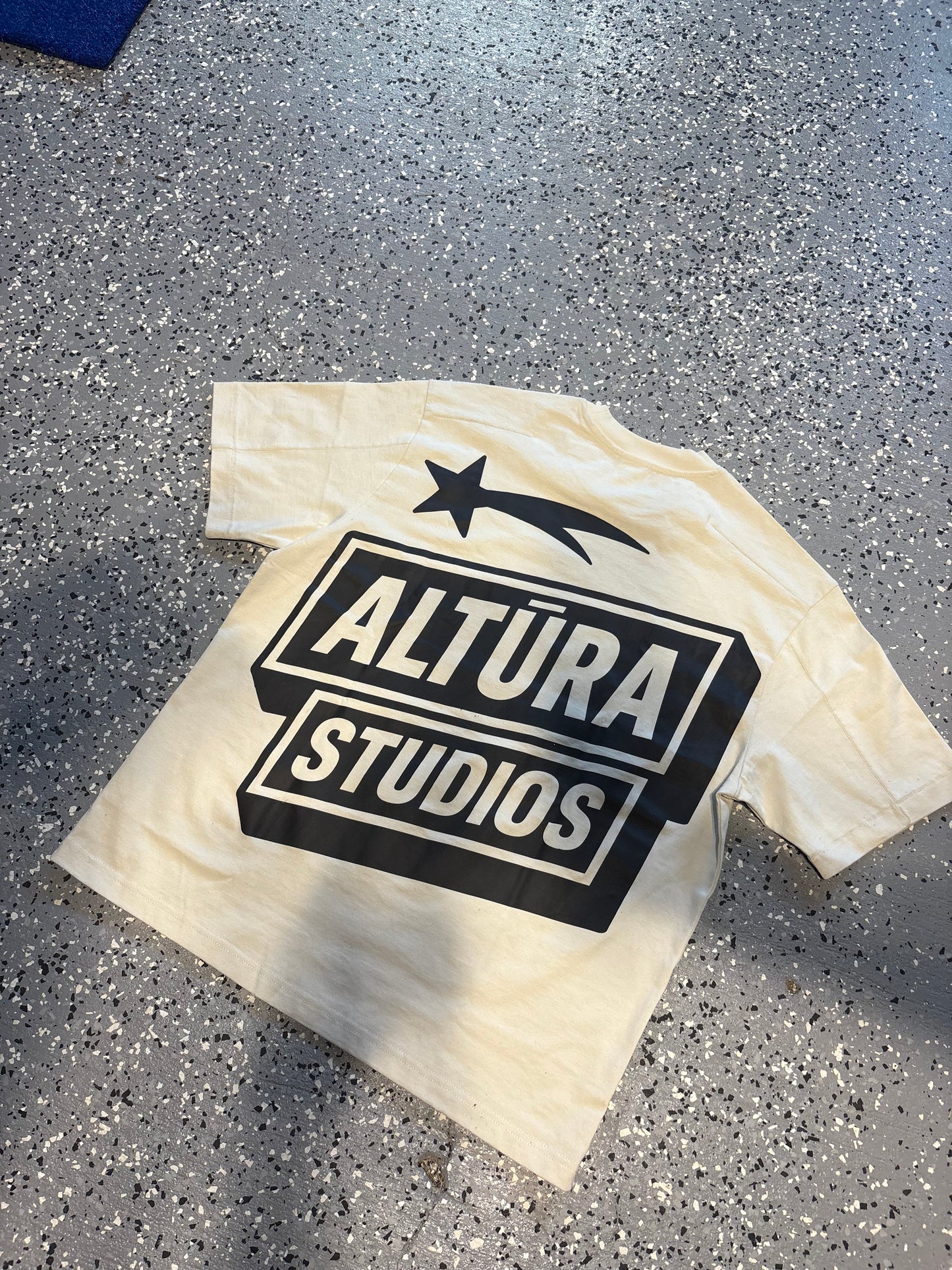Altura 001 Tee
